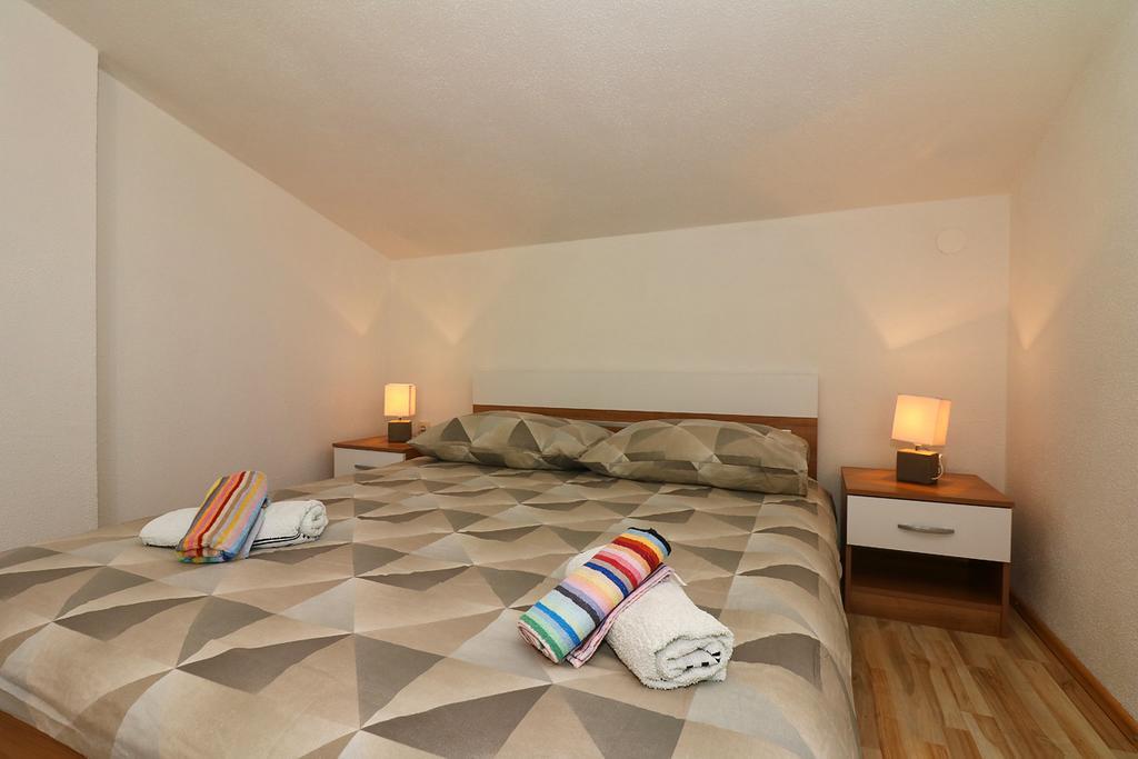 Apartment Antonio Jezera Luaran gambar