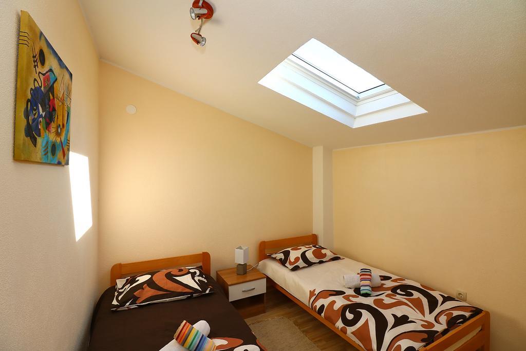 Apartment Antonio Jezera Luaran gambar